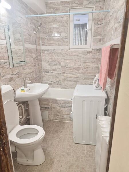 Mihai Bravu, Obor la  3 minute metrou,